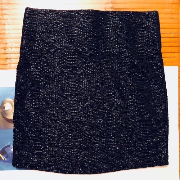 BCBG Generation metallic black mini skirt - Picture 7 of 7